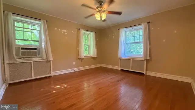 316 Gerard Ave #c, Elkins Park