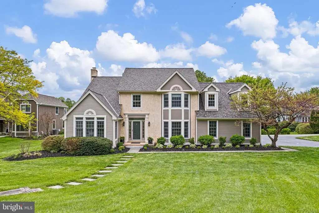 6 W Shore Ct, LANDENBERG