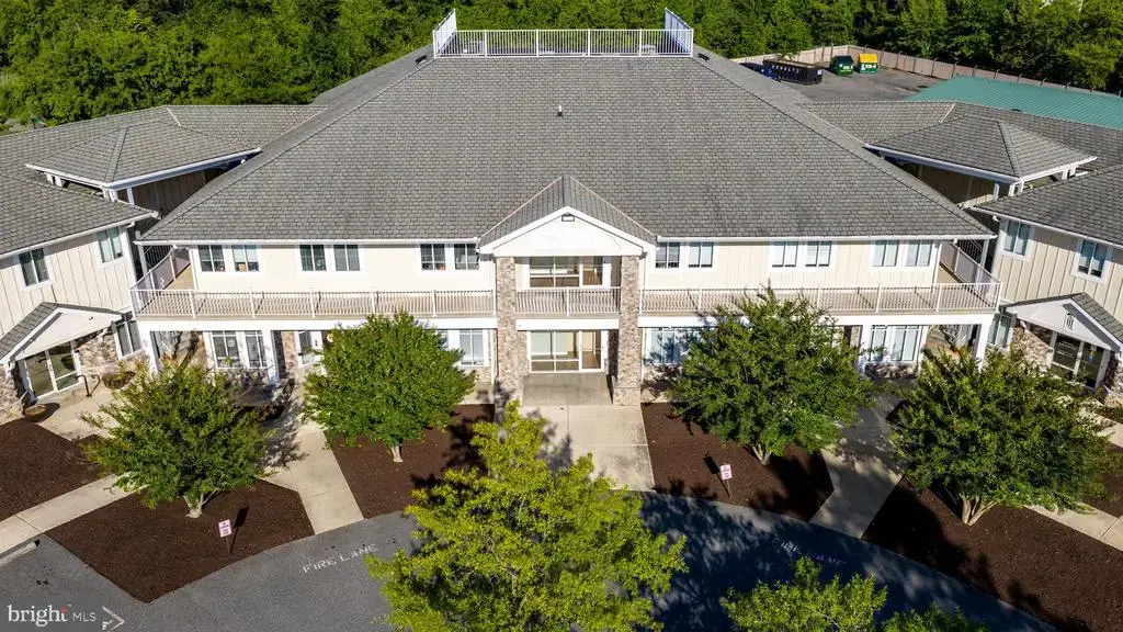8221 Teal Dr #421-427, EASTON