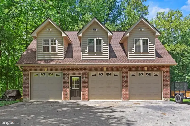 9175 Dubois Rd, Charlotte Hall