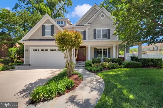 6021 Landon Ln, Bethesda