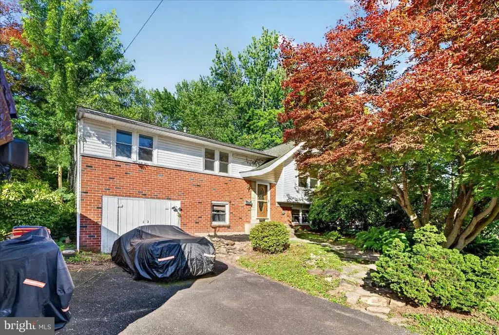 1404 Hampton Ln, WARMINSTER