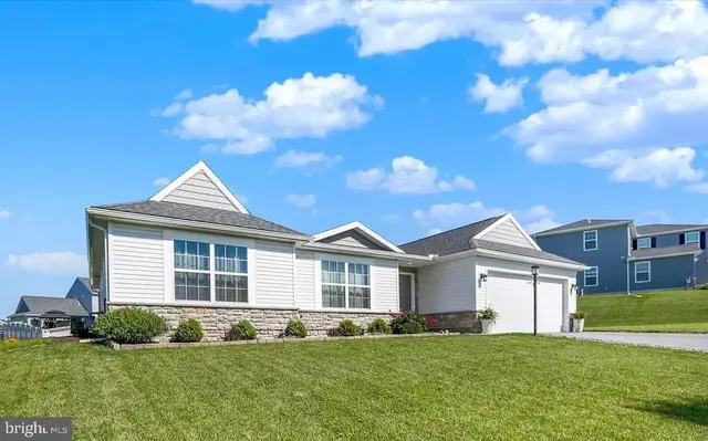 207 Eagle Rd, Dillsburg