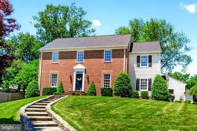 17212 Whites Rd, Poolesville