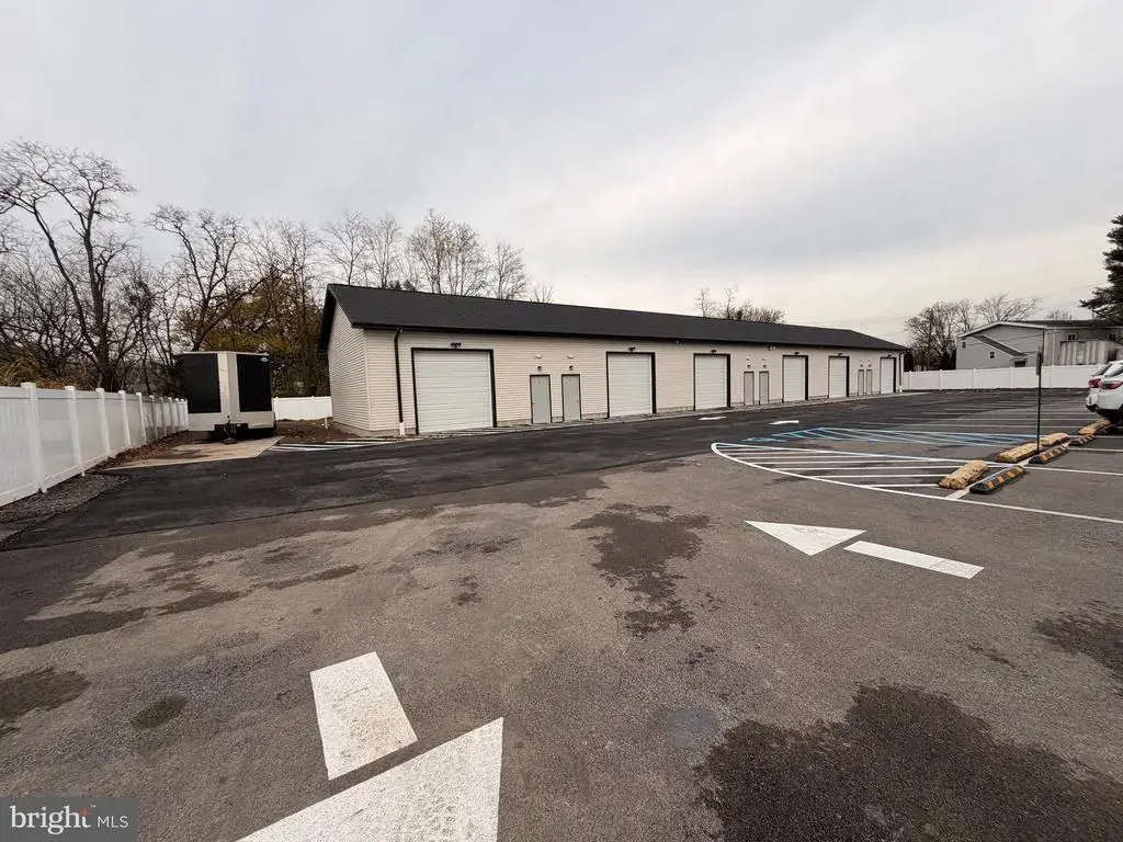 7025 Unit 4 Bristol Pike, LEVITTOWN