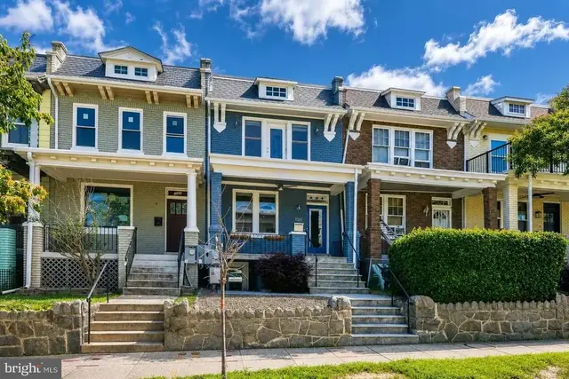 1124 4th St Ne, Washington