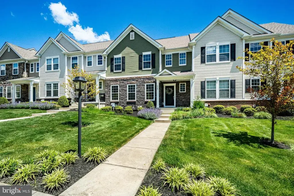 323 Stafford Ct, CHESTER SPRINGS