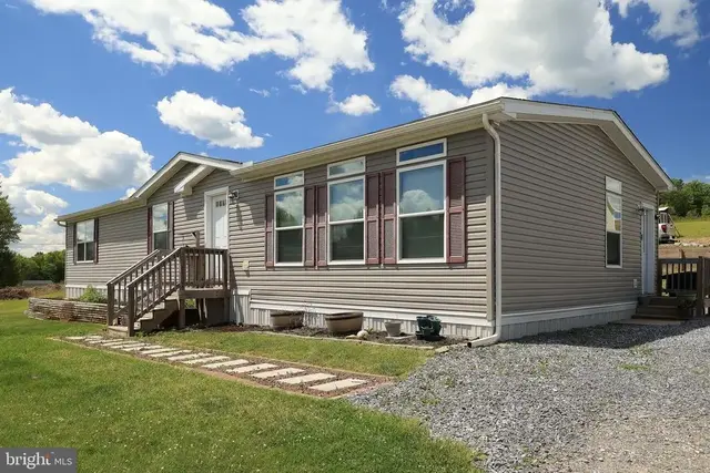 396 Fountain Rd, Snow Shoe