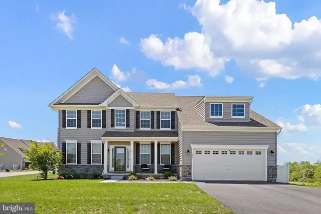 663 Gordon House Way, Middletown