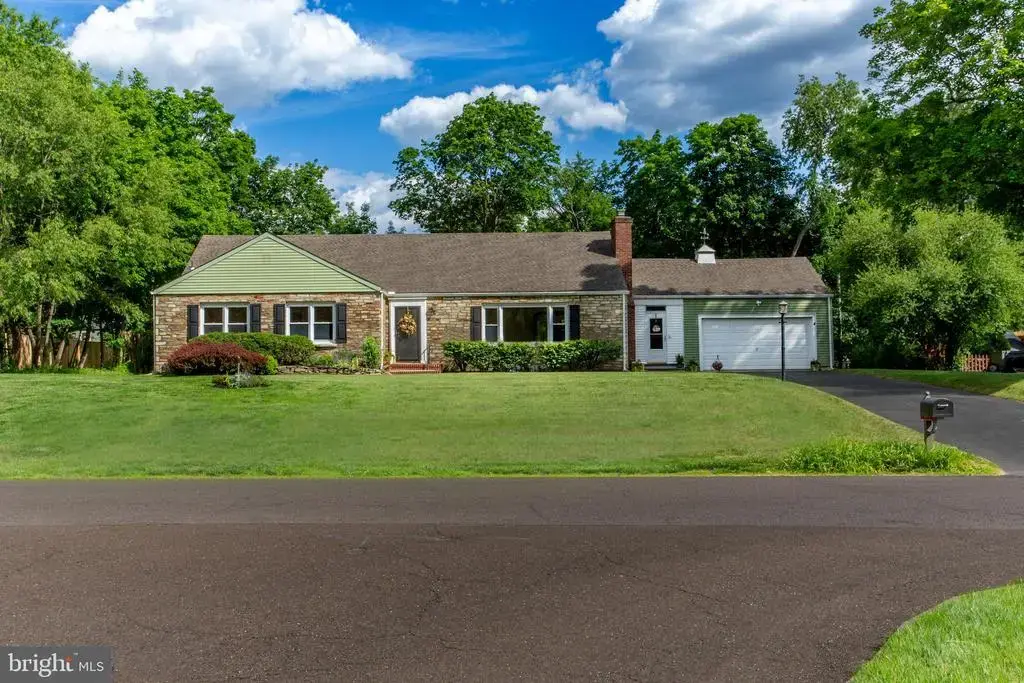43 Glen Dr, YARDLEY