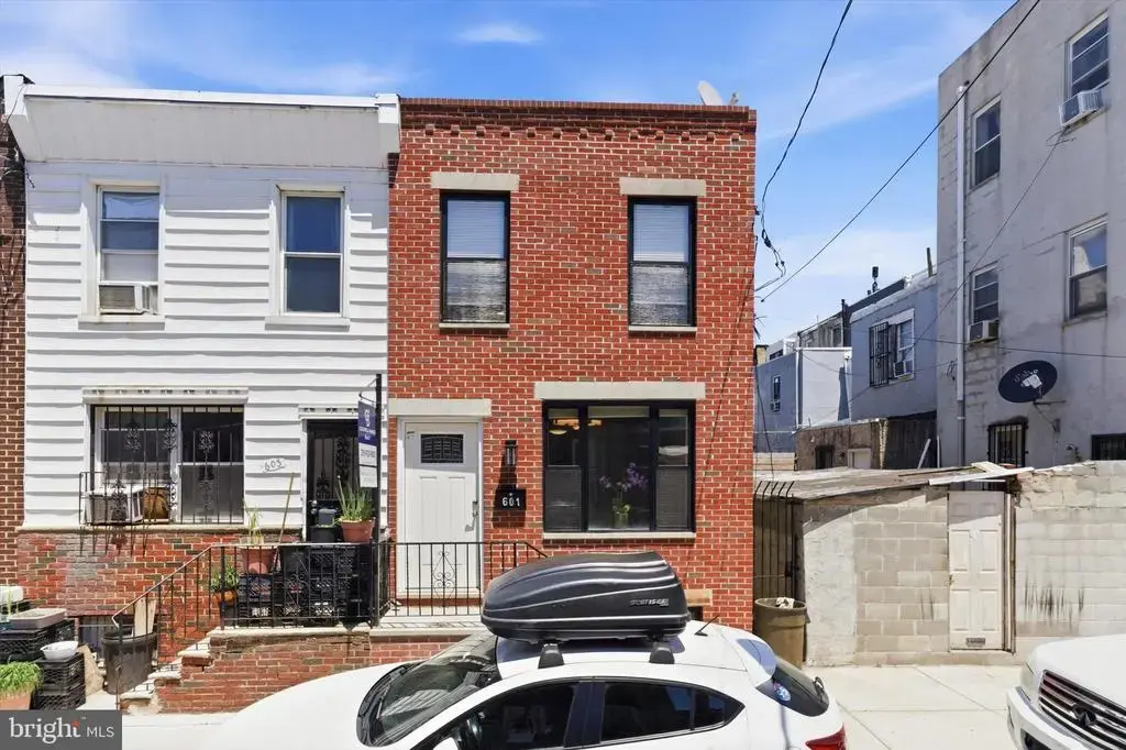 601 Watkins St, PHILADELPHIA