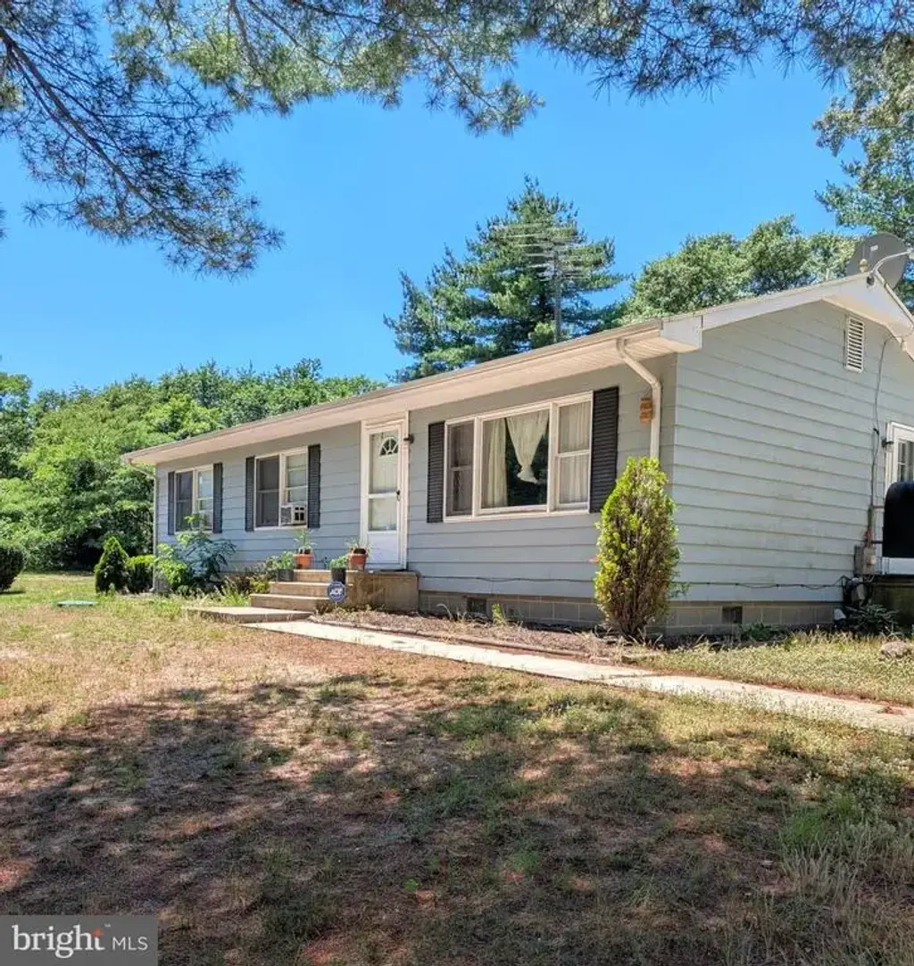 22052 Coverdale Rd, SEAFORD