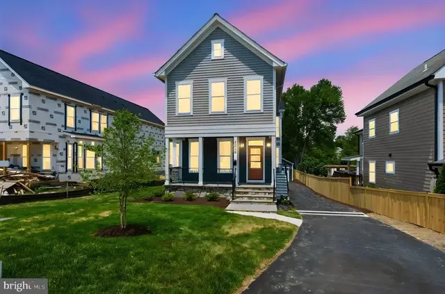 3220 Clayborne Ave, Alexandria