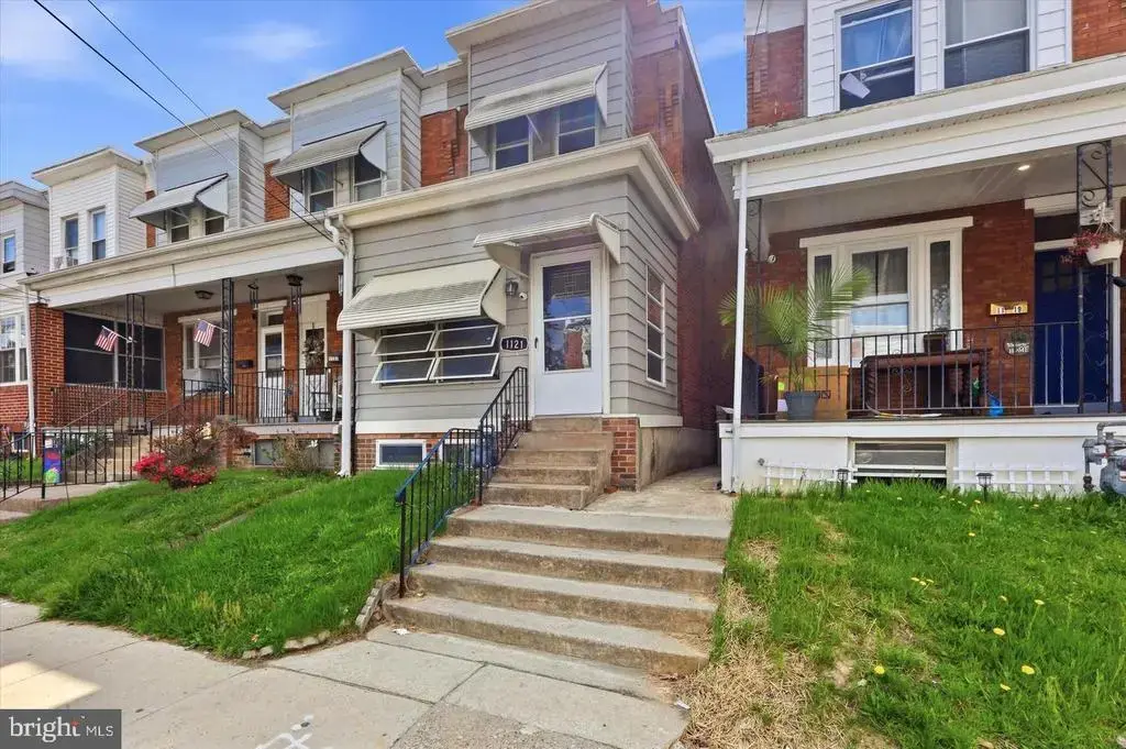 1121 E 11th St, CRUM LYNNE