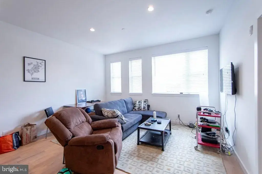 507 S 8th St #unit 208, PHILADELPHIA