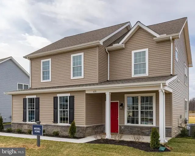 519 Horsey Blvd, Dover