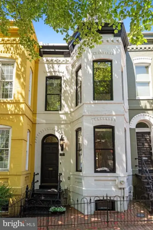 1324 35th St Nw, Washington