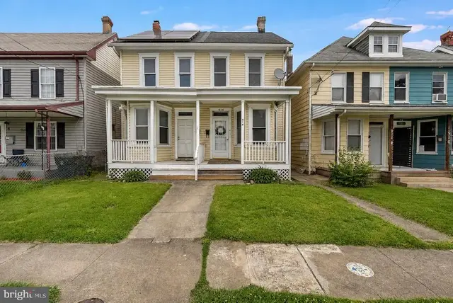 916 Salem Ave, Hagerstown