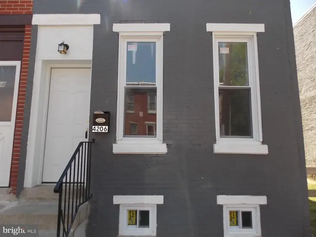 4206 Wallace St, PHILADELPHIA