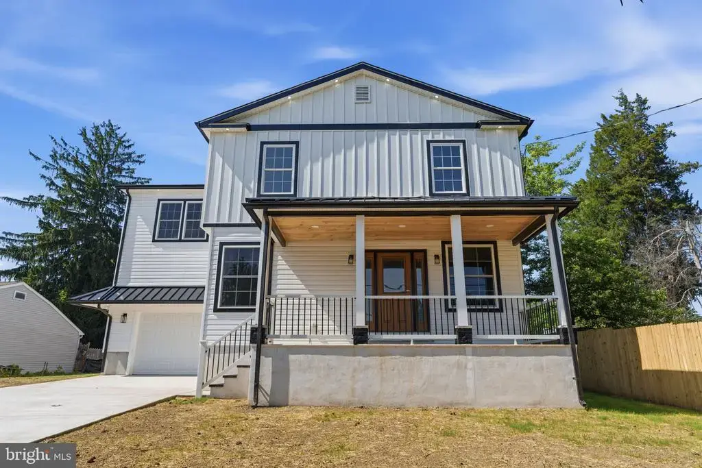 1160 Haines Ave, FEASTERVILLE TREVOSE