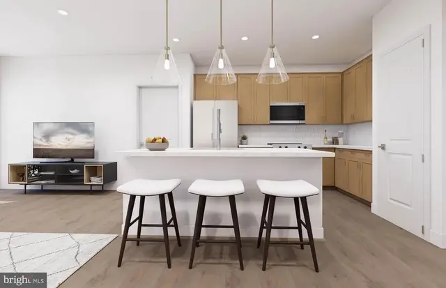 9475b Sprague Ave #9, Fairfax
