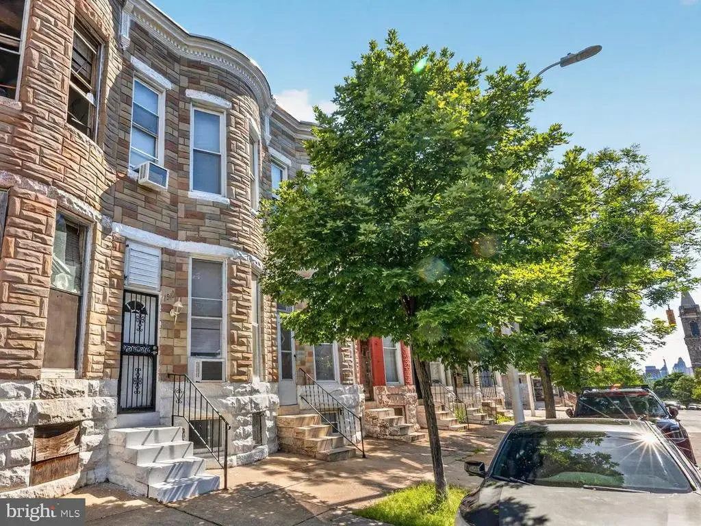 1910 W Fayette St, BALTIMORE