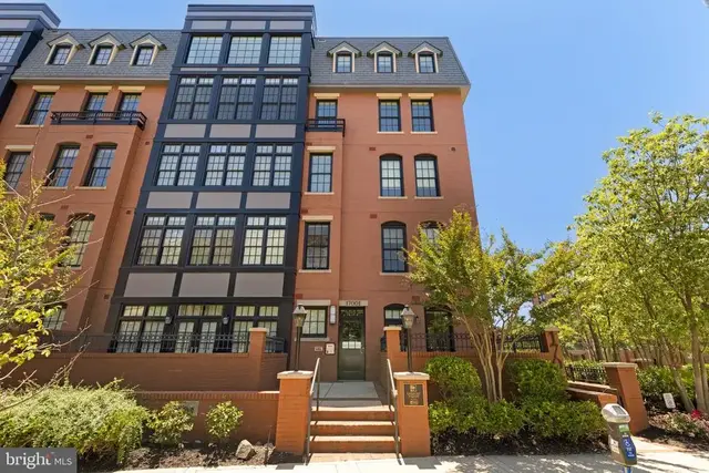 1700 Clarendon Blvd #152, Arlington
