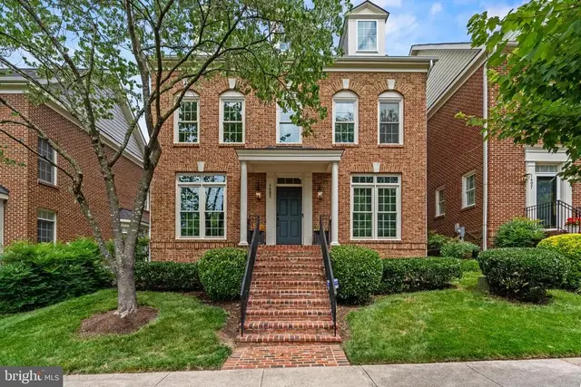 1405 Buena Vista Ave, Mclean