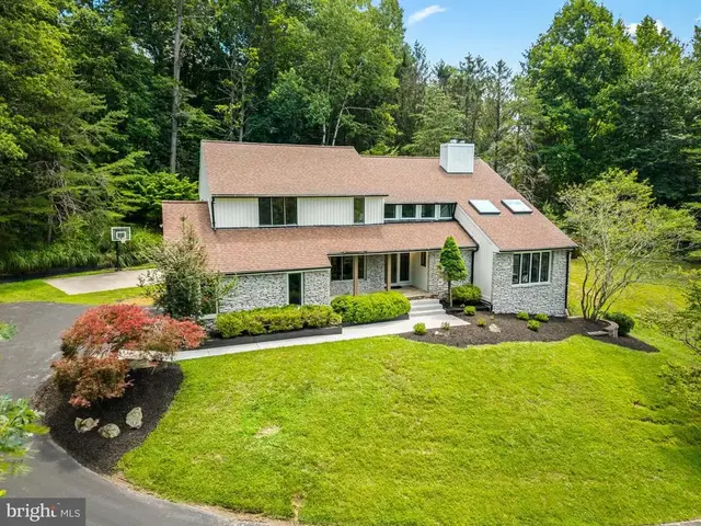 2318 Shaded Brook Dr, Owings Mills