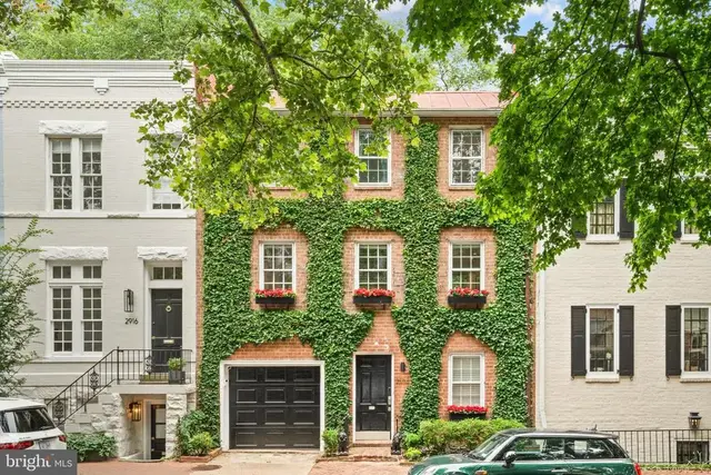 2918 O St Nw, Washington