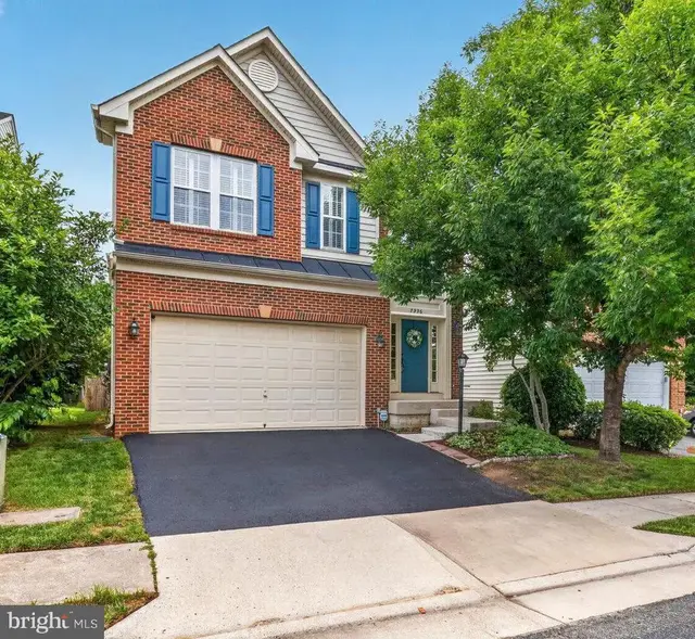 7996 Almeda Ct, Lorton