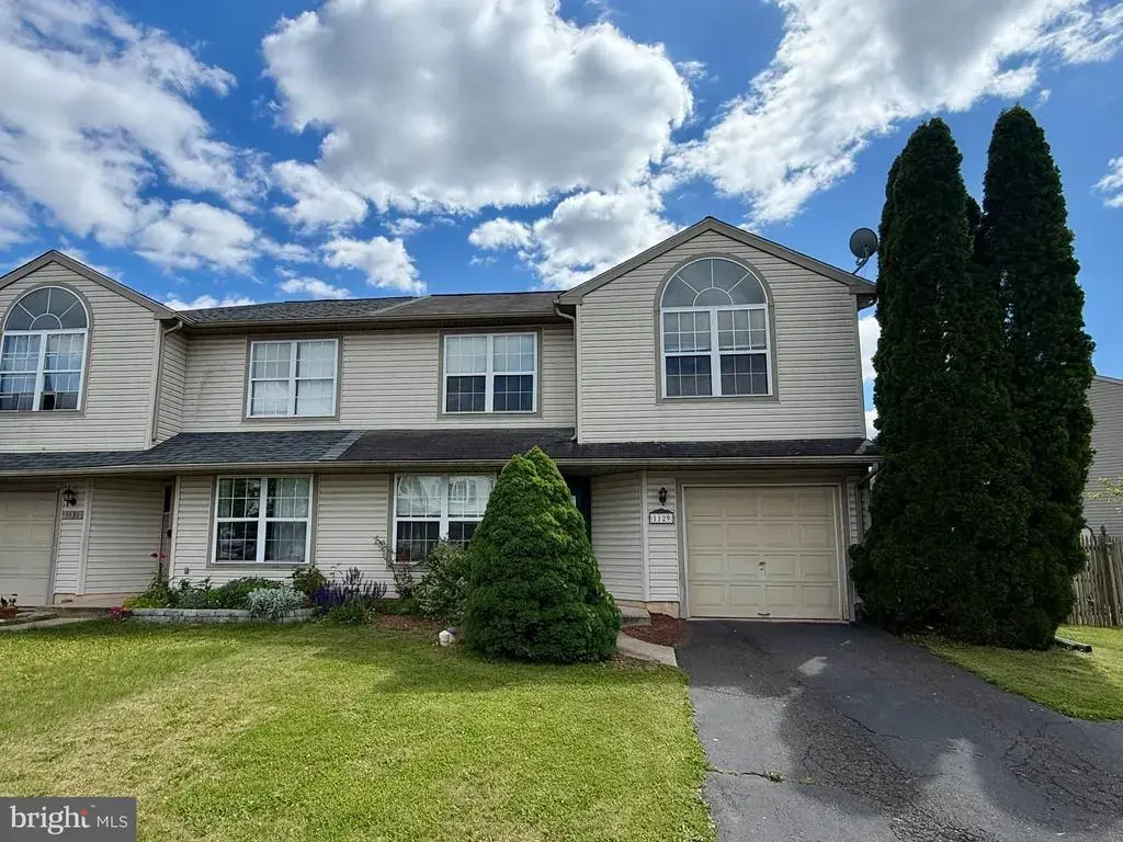 1129 School House Ln, QUAKERTOWN
