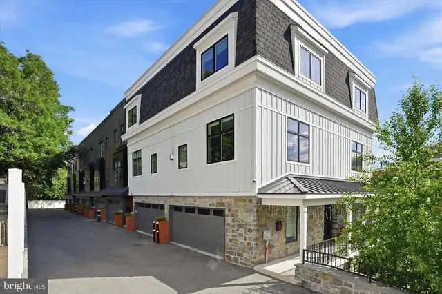 263 Hermitage St #7, Philadelphia