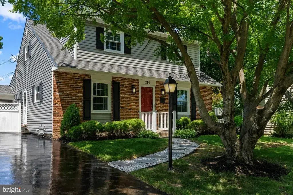 214 Westbury Dr, WARMINSTER