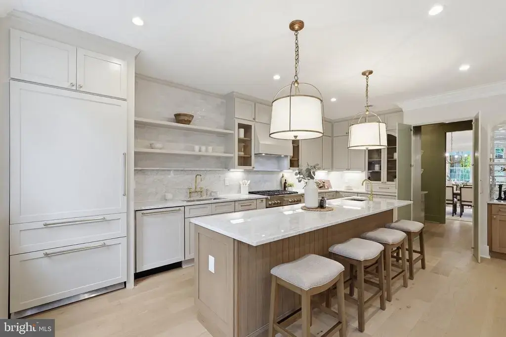 4528 49th St Nw, WASHINGTON
