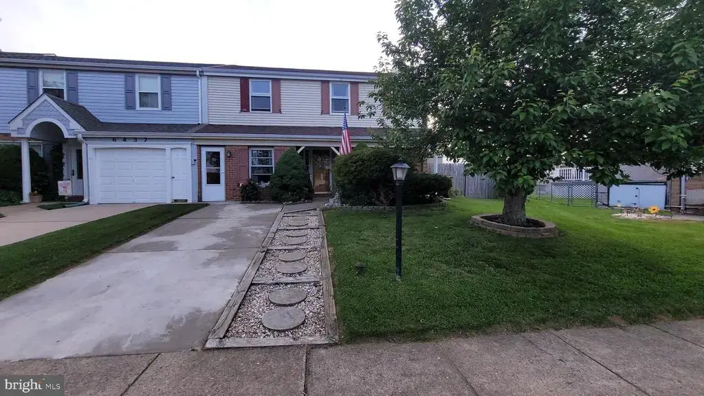 6433 Lenox Ct, BENSALEM