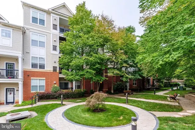 11355 Aristotle Dr #8-208, Fairfax