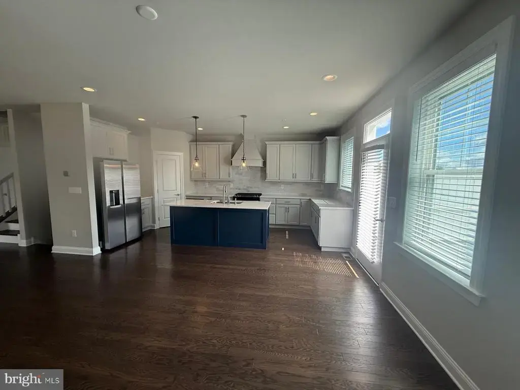 212 Foxhedge Rd, CHALFONT
