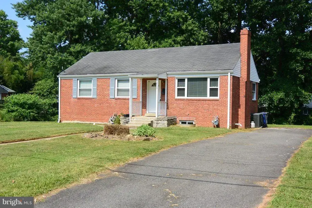 3720 Terrace Dr, ANNANDALE