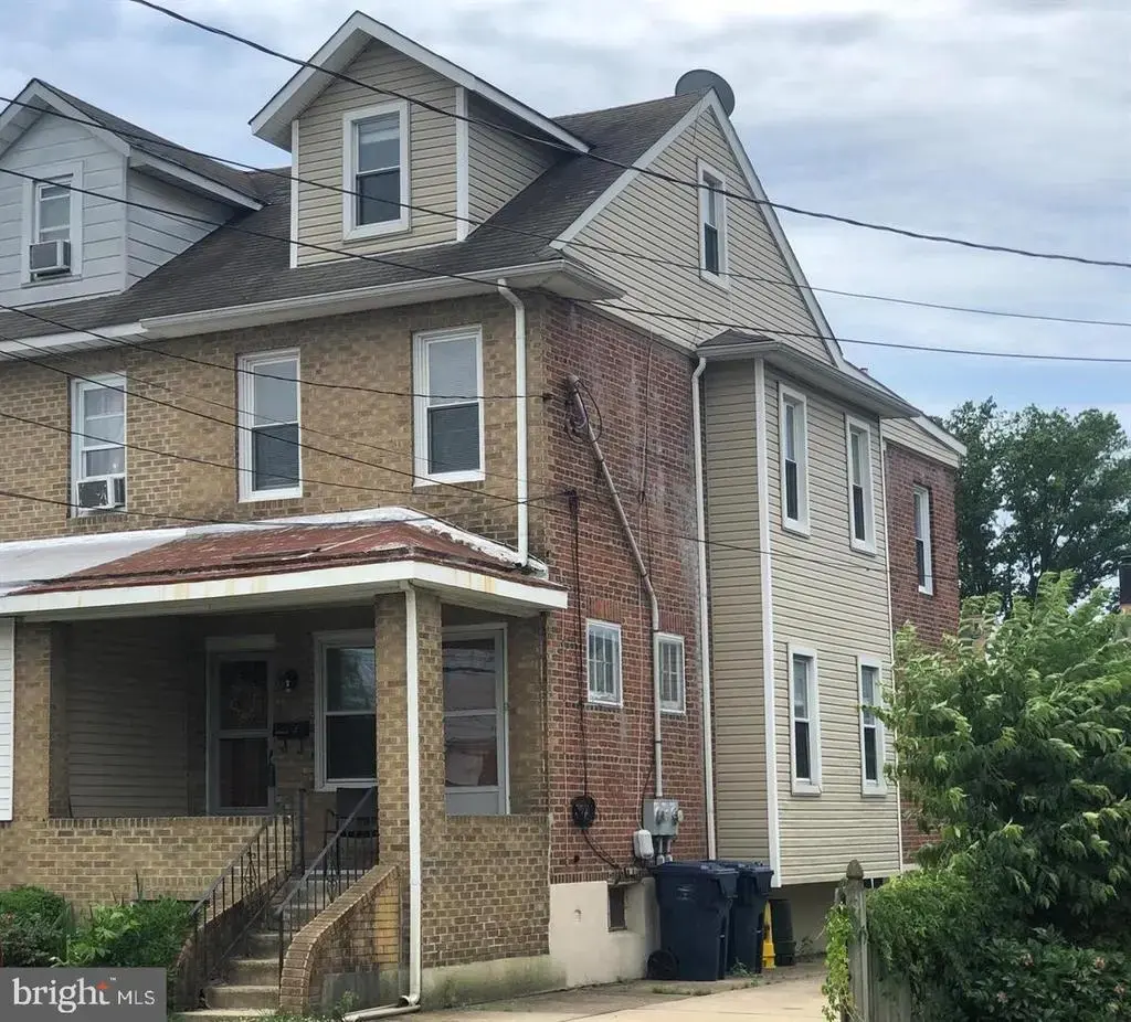 43 Vermont St #1st Floor, LAWRENCE