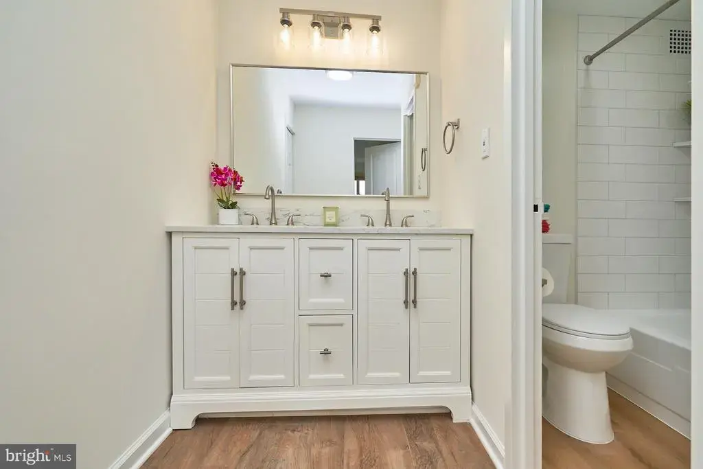 1225 Martha Custis Dr #810, ALEXANDRIA