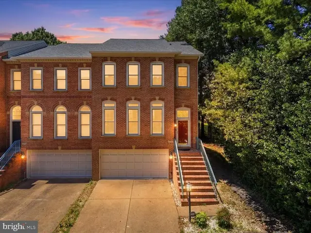 7522 Chrisland Cv, Falls Church