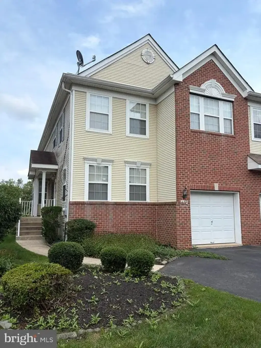 193 Fountayne Ln, LAWRENCEVILLE
