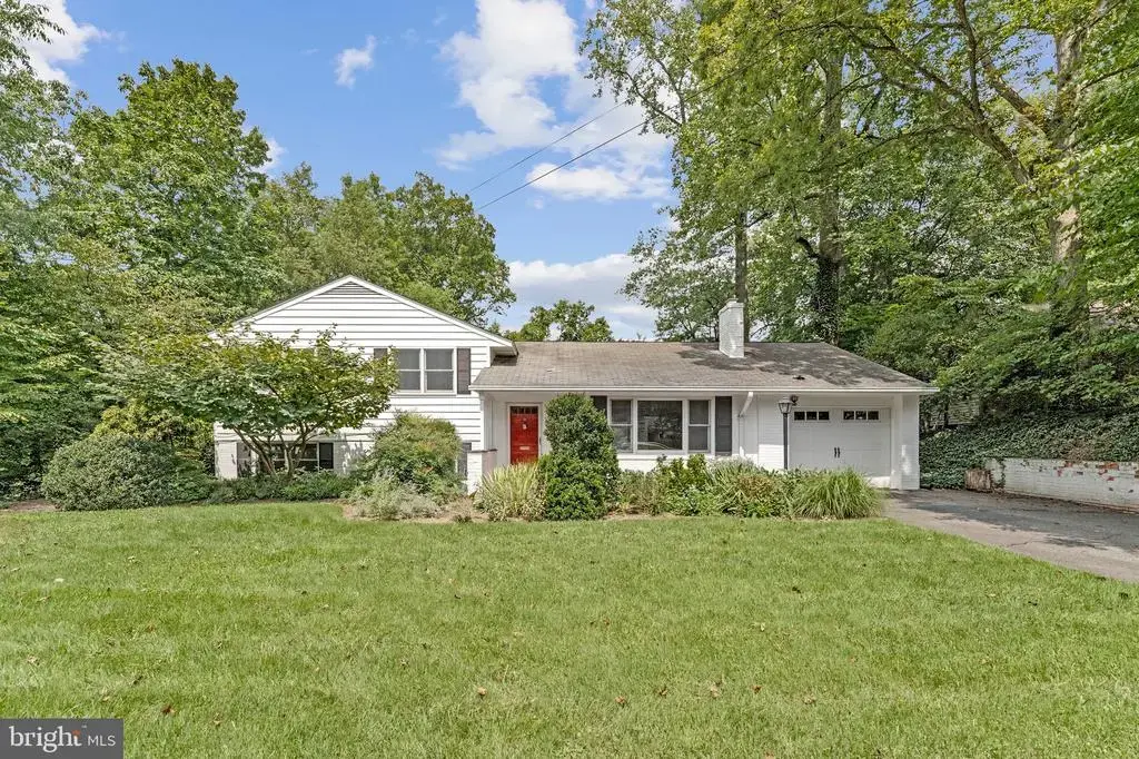 6534 Jay Miller Dr, FALLS CHURCH