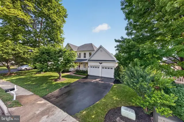 852 Macalister Dr Se, Leesburg