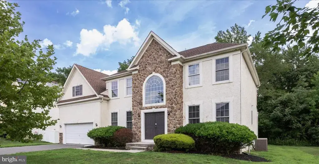 209 Peony Ln, SEWELL