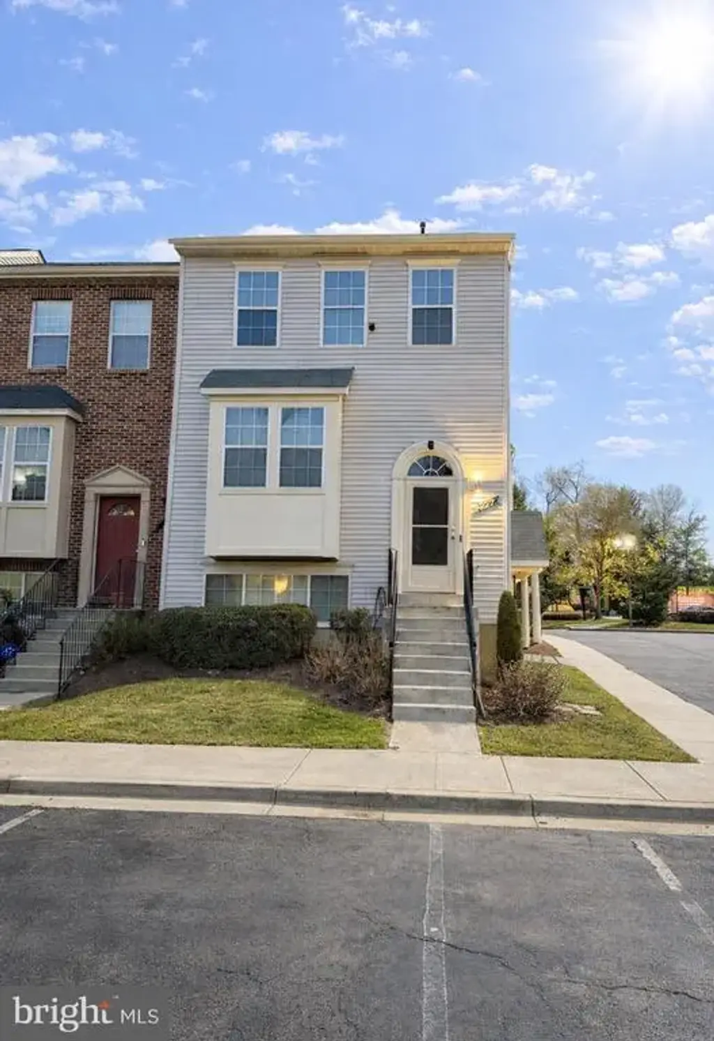 3727 Wilkinson Dr #402, SUITLAND