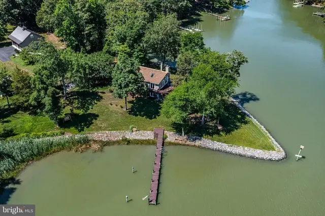 277 Emerald Cove Rd, Reedville