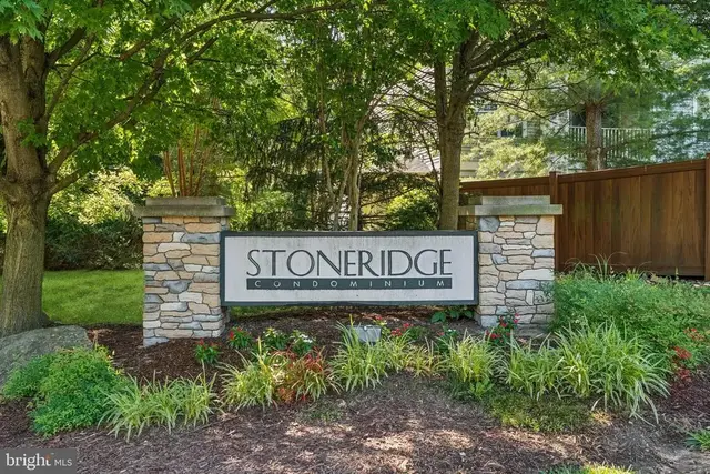 8801 Stone Ridge Cir #201, Pikesville
