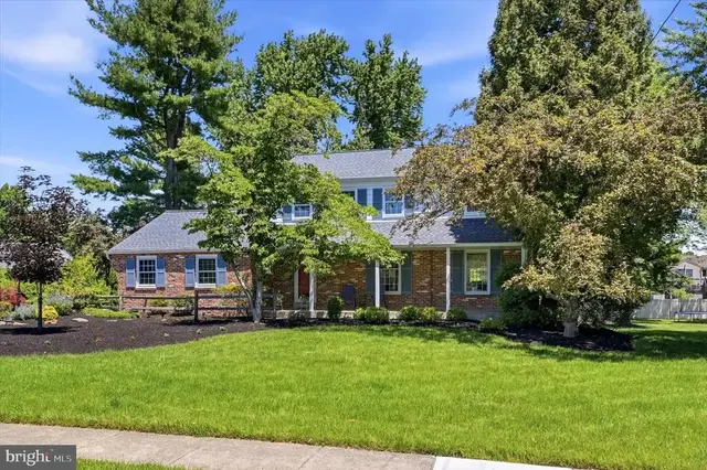 1120 Donna Dr, Fort Washington